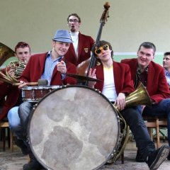 Гурт «Кальмары» пераяжджае зь Бярозы ў Менск і шукае музыкаў (відэа)