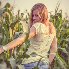 З Landau cышла вакалістка (відэа)