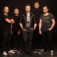 «Мама» зьмяніла склад і зьняла кліп