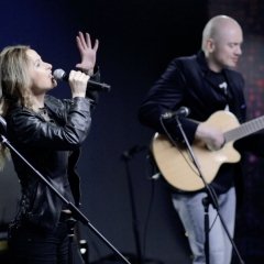 Aura. Галоўныя поп-гітмэйкеры краіны ў Belsat Music Live (поўнае відэа)